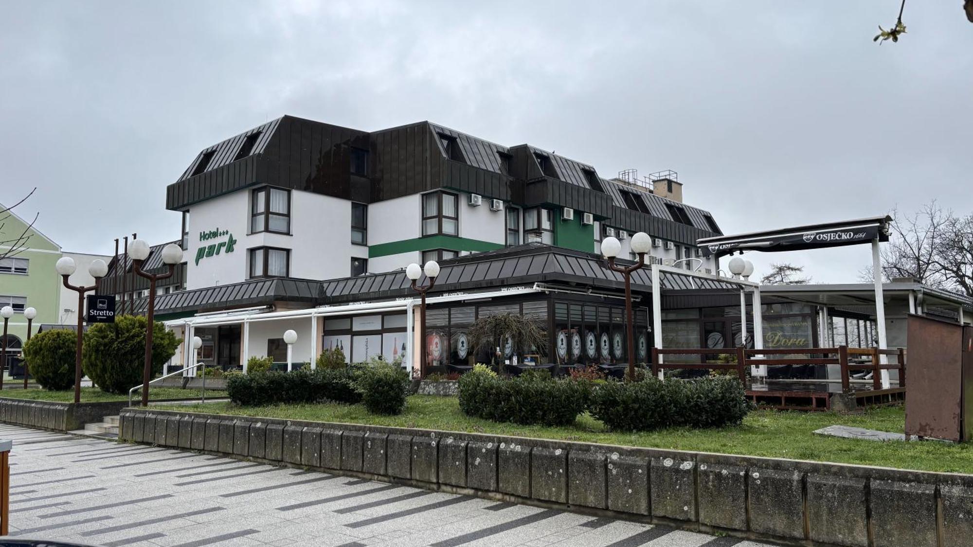 Hotel Park Nasice Exterior photo